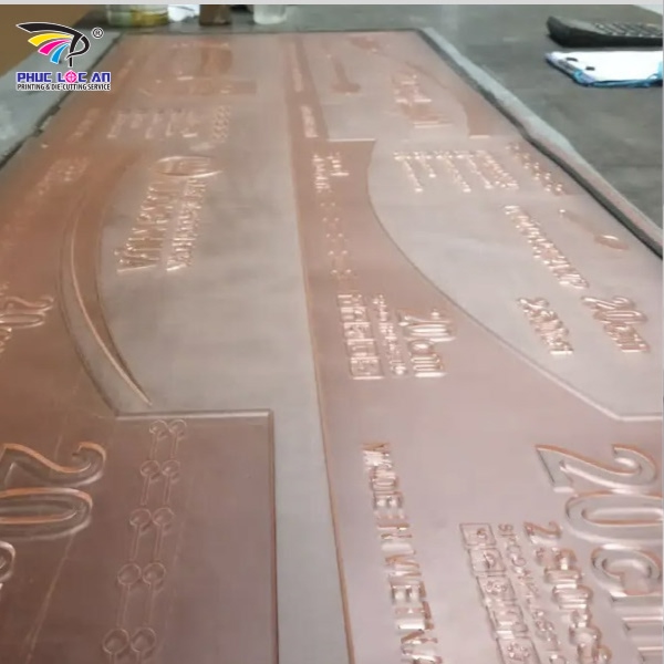 Phúc Lộc An xưởng sản xuất bản in lỏng UV uy tín hiện nay