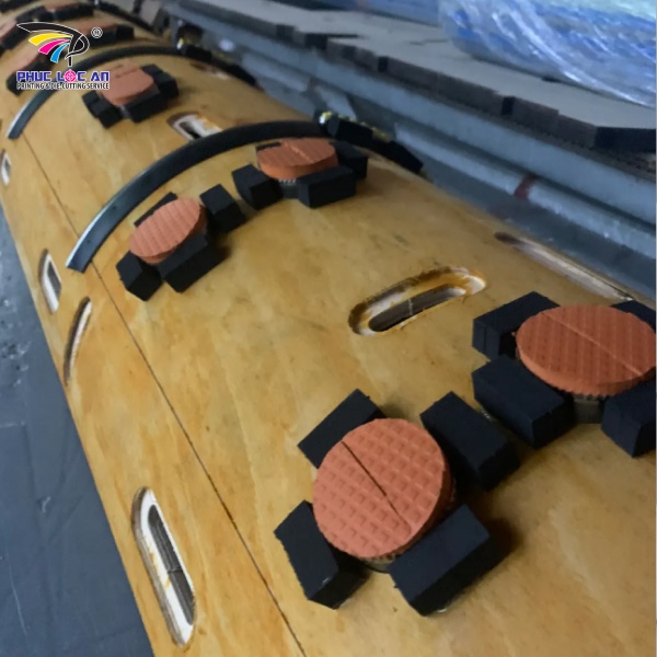 Sản xuất khuôn bế theo yêu cầu chất lượng cao