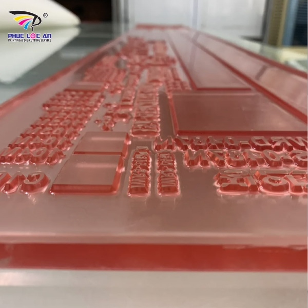 Bản in polymer kém chất lượng bị bong tróc lớp