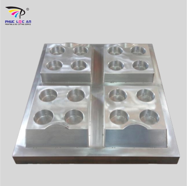 Xác định rõ kích thước và kiểu dáng vỉ nhựa trước khi đặt khuôn bế