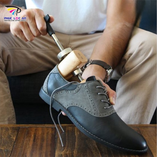 Khuôn bế ngành da giày bảo đảm đường nét đẹp