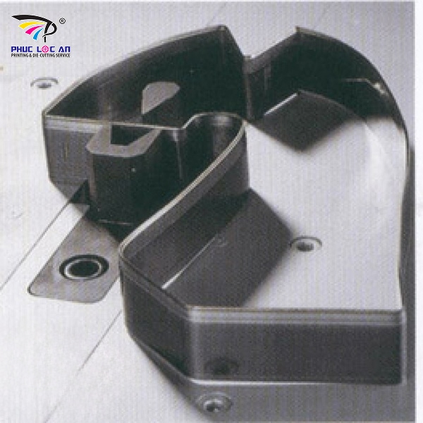 Khuôn bế ngành da giày được làm từ thép tốt